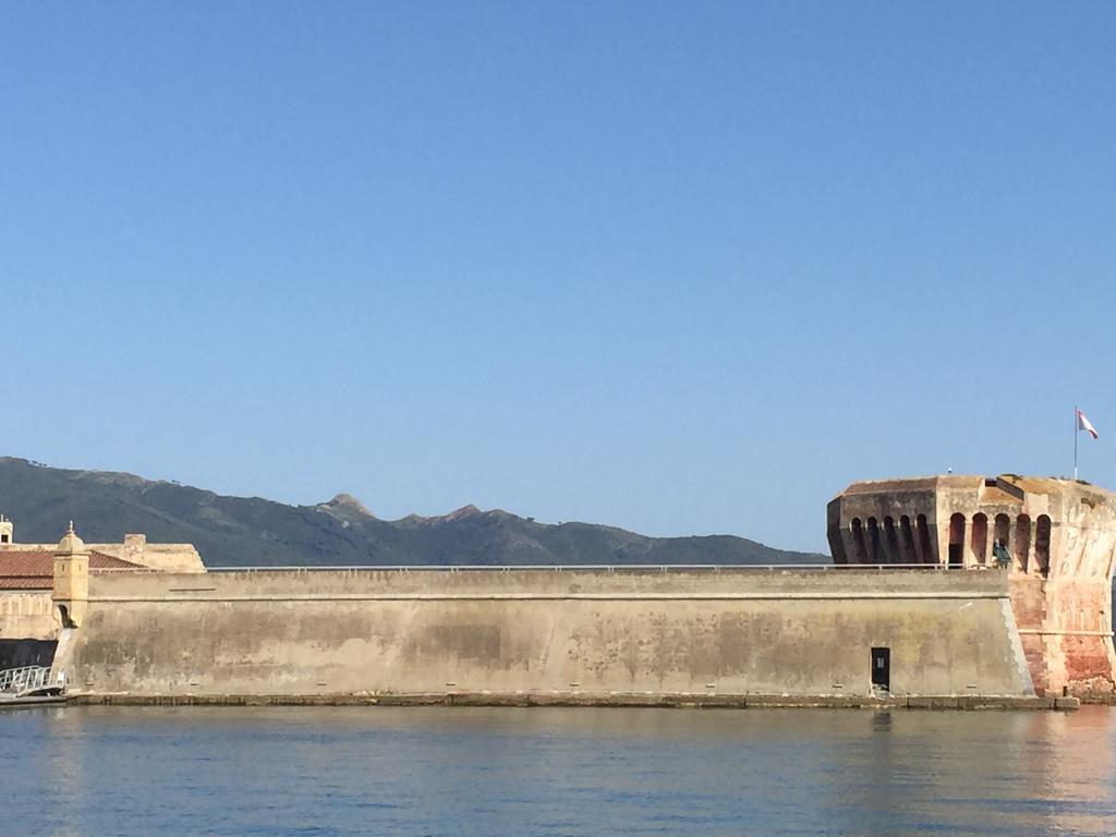 Appartamento Ponticello By Helloelba Portoferraio Bagian luar foto